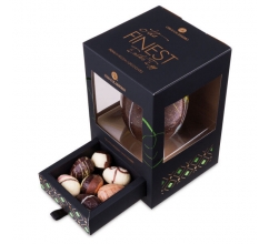 Luxe paasei - Puur - Met chocolade paaseitjes Chocolade ei en chocolade paaseitjes bedrukken